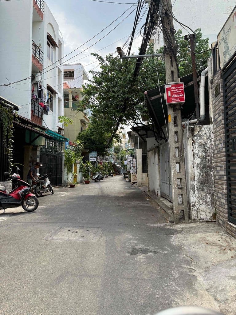 Hẻm 6M Trương Công Định. Dt: 4,4x10,7m- 3 tầng. giá 7.3 tỷ - Ảnh 3