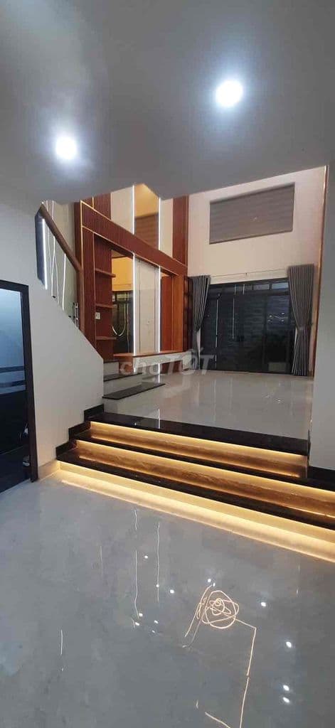 Bình Tân hẻm xe tải nhà 5 tầng siêu đẹp DT 4x14,5m giá 7,9 tỷ - Ảnh 2