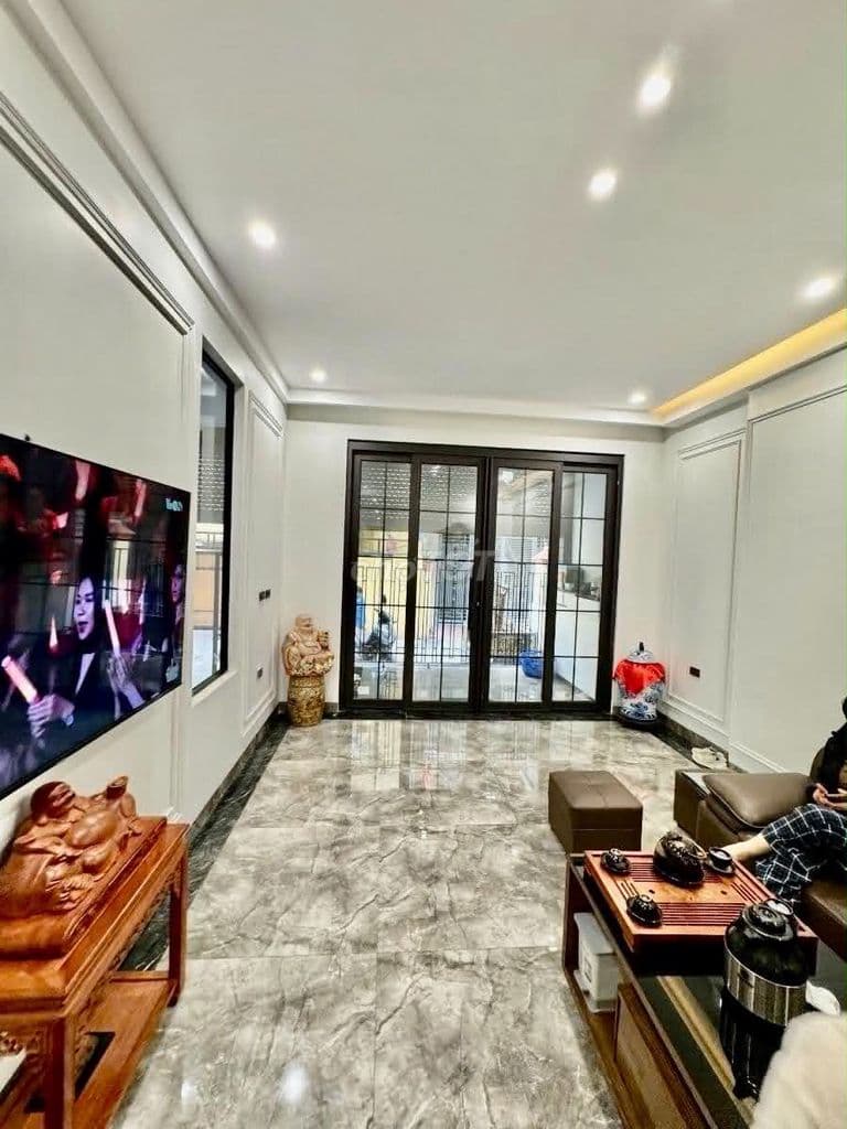 Thái Thịnh, 10m ô tô, ngõ thông, thang máy, 2 thoáng, 36m2, ở ngay