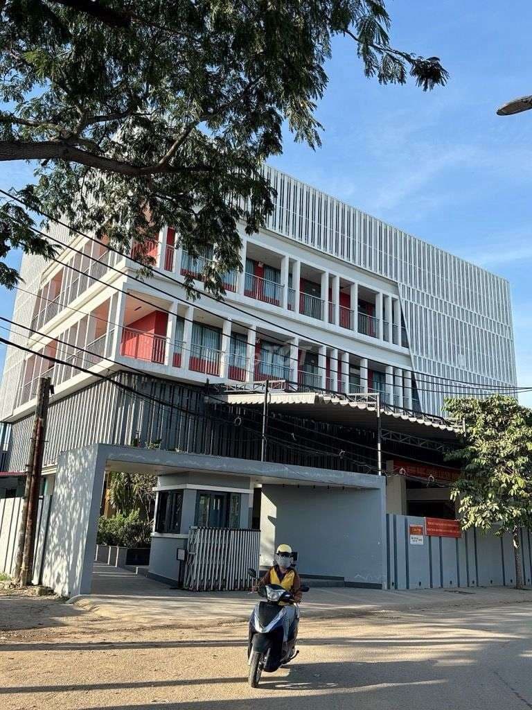 nhà bán phạm văn chiêu 60m2 4 tầng