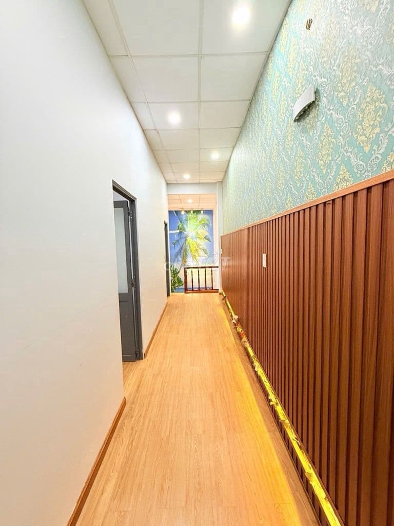 BÁN NHÀ TÂN BÌNH, 5 x 11 , GẦN LÝ THƯỜNG KIỆT, HẺM 4M, NHỈNH 5 TỶ - Ảnh 2