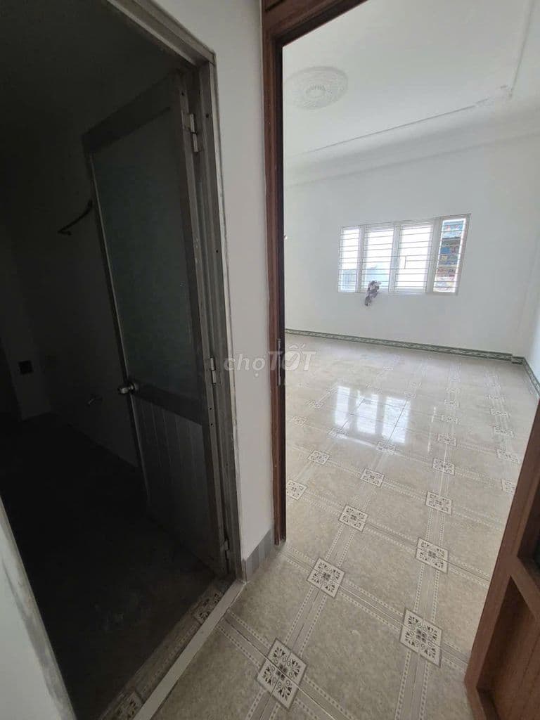 Bán Nhà Đường Lê Trọng Tấn. Dt 4.5 x 18m 1 lầu. Hẻm 6m - Ảnh 2