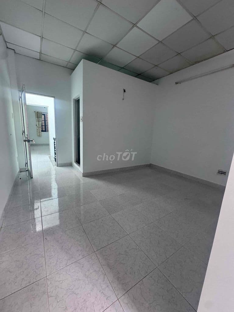 MẶT TIỀN BÌNH CHÁNH GIÁ TỐT – NGANG 4M DÀI 50M – CHO THUÊ 20 TRIỆU/THÁ - Ảnh 2