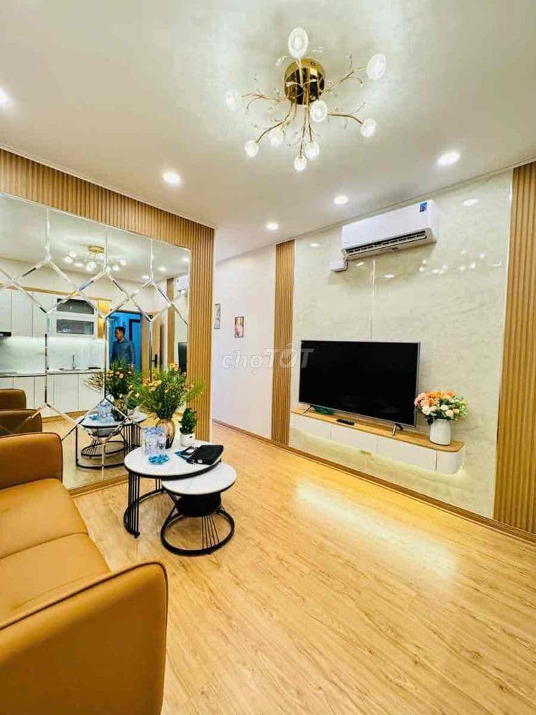 Bán nhà TT Quỳnh Mai, 2 thoáng, ô tô tránh, 2PN full nội thất, 60m2 - Ảnh 2