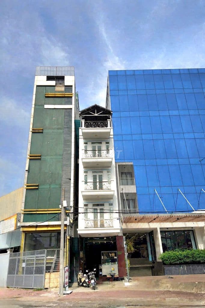 BÁN TÒA NHÀ 5 TẦNG 5x25 MẶT TIỀN HÀ HUY GIÁP–CÓ DÒNG TIỀN SẴN- 16.9 TỶ