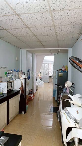 Nhà Hưng Phú 50m2 đất hơn mà chỉ có 4ty1 còn TL . hẻm xe ba gác