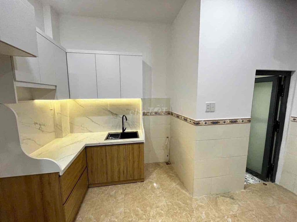 NHÀ ĐƯỜNG NGUYỄN VĂN QUỲ QUẬN 7,SỔ SẴN SANG TÊN. - Ảnh 2