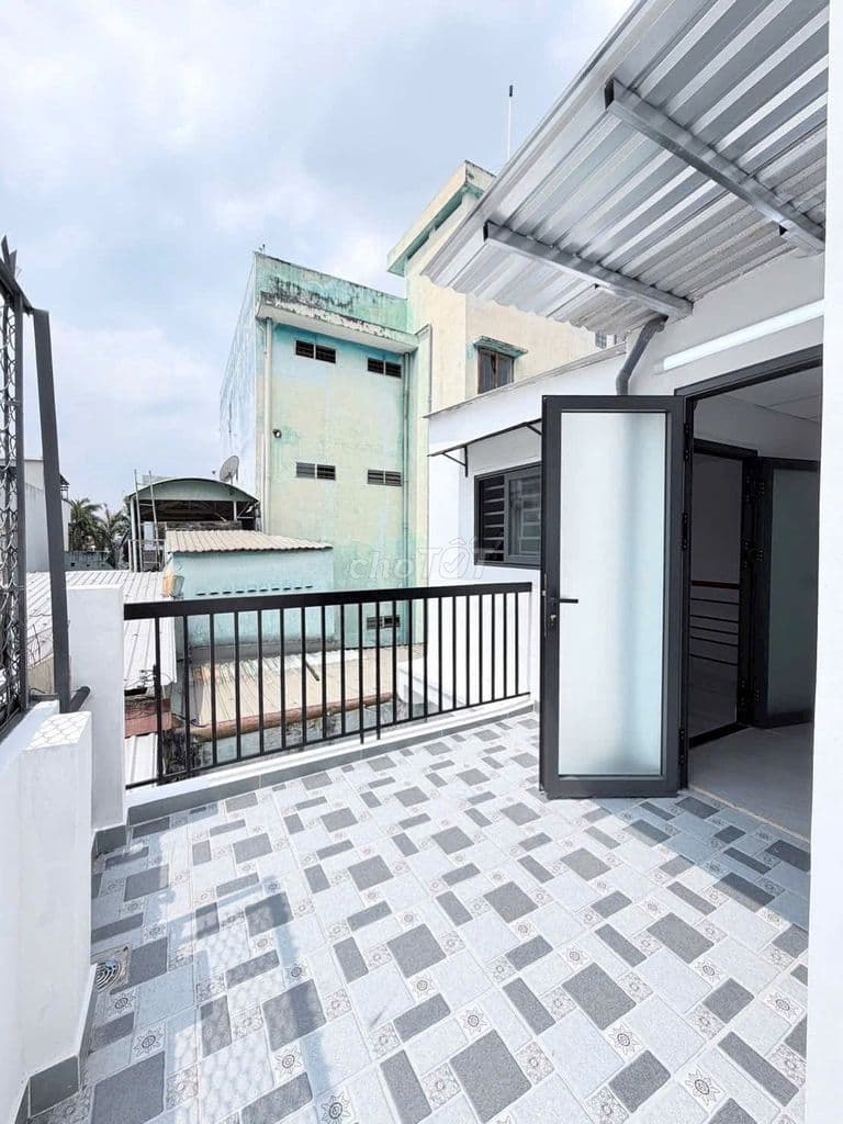 Nhà mới đẹp ở liền 3pn Khu hiện hữu không lộ giới PQ8 - Ảnh 2