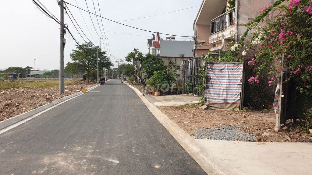 Hạ giá lô cuối 5x21, đường 6m, gần trường Bùi Văn Ngữ, chợ Bà Điểm HM - Ảnh 2