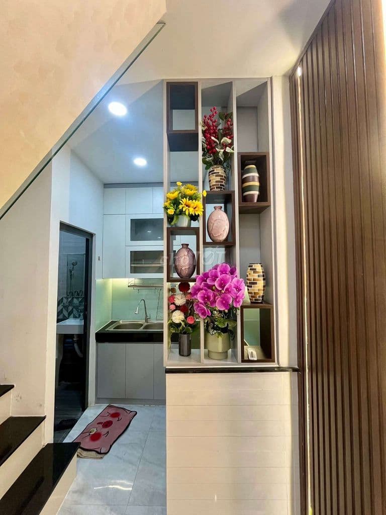 nhà sổ hồng riêng 2 lầu quận 7 gia 2 tỷ 5 - Ảnh 2