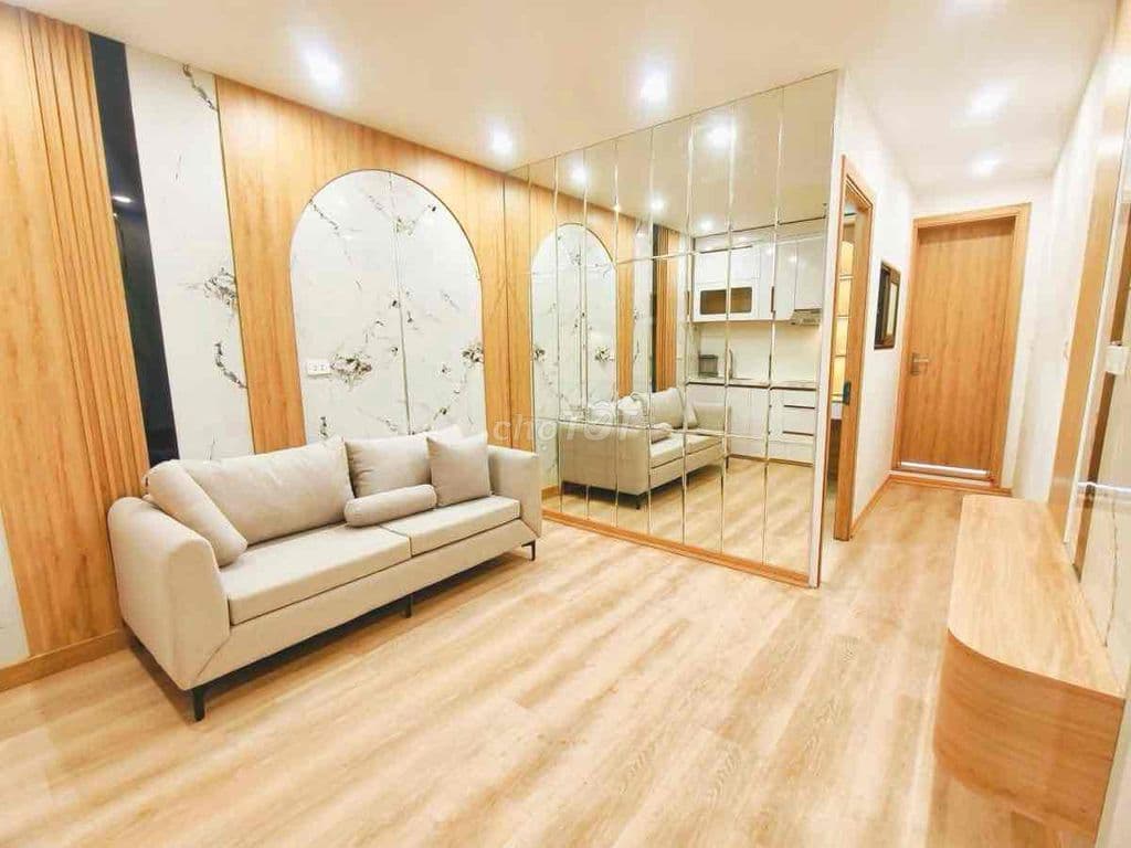 TT Quỳnh Lôi, ô tô tránh, 2 thoáng, sân rộng, 60m2, 2PN đầy đủ nội thấ