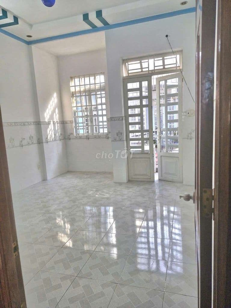 HẺM XE HƠI,NGAY TRƯỜNG HỌC VÕ TRƯỜNG TOẢN 4x12.2M - Ảnh 2