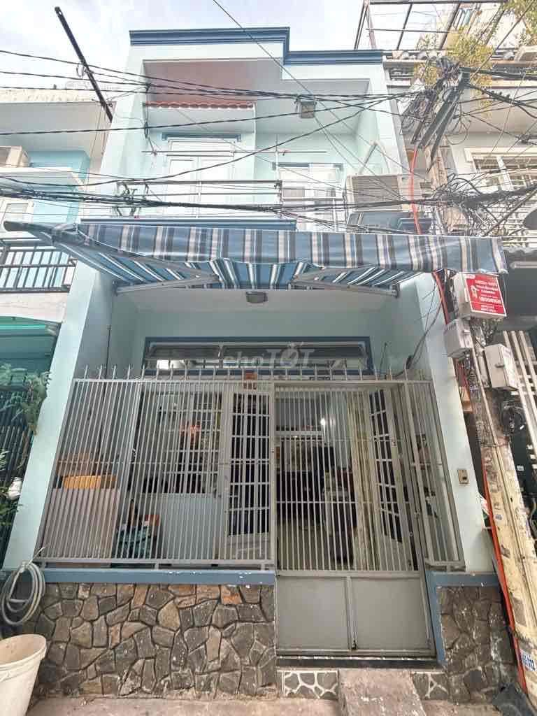 Hot, Bán gấp Nhà riêng Nguyễn Sỹ Sách Tân Bình, 40m2. 2 tầng, hẻm Vf3