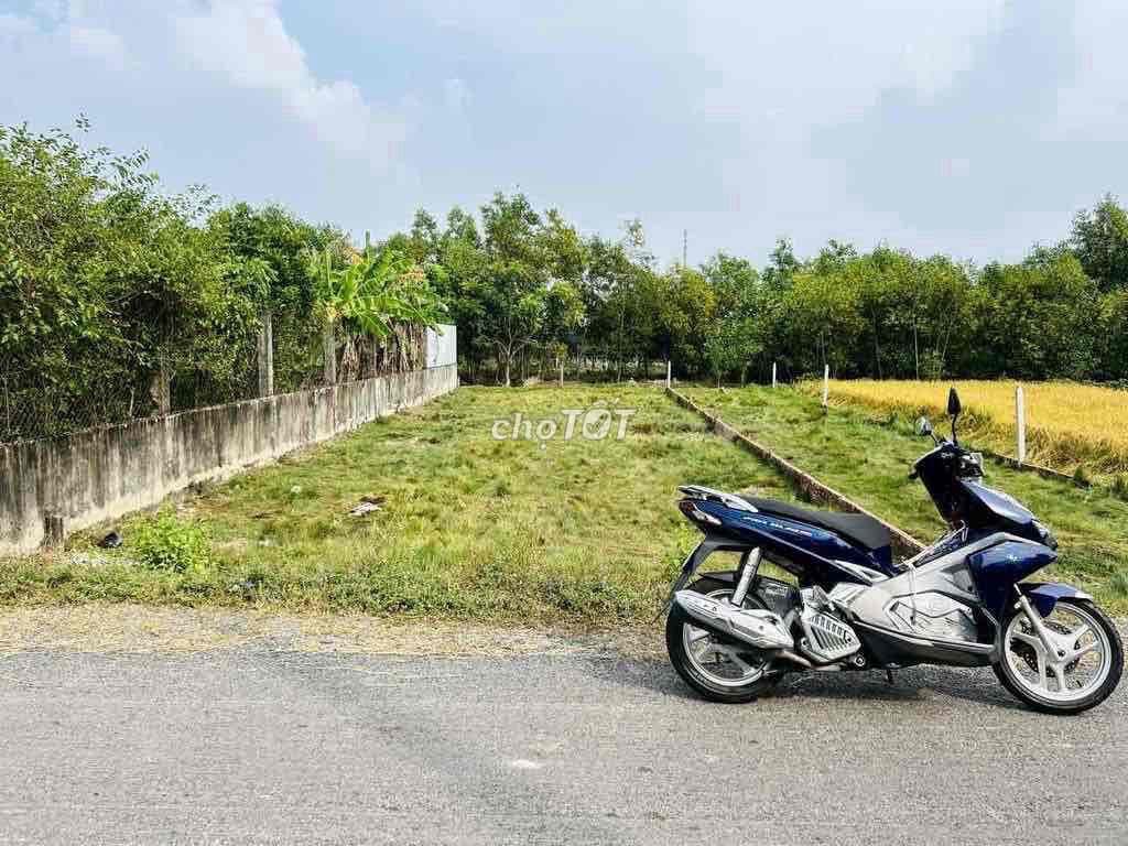 HÀNG HIẾM! Mặt tiền – 343m² – giá 800 triệu còn thương lượng