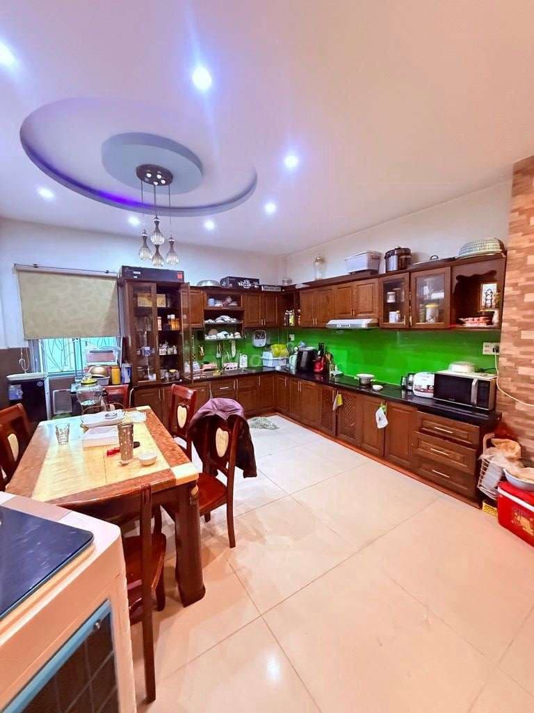 BÁN NHÀ 5 TẦNG MẶT TIỀN KINH DOANH NGAY AEON TÂN PHÚ DÒNG TIỀN CAO - Ảnh 3