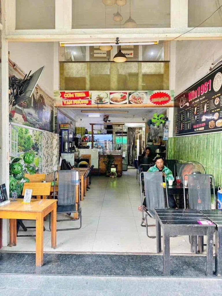 BÁN GẤP NHÀ MẶT TIỀN LẠC LONG QUÂN P5 KHU VIP K CÓ CĂN THỨ 2 ĐỂ SO SAN