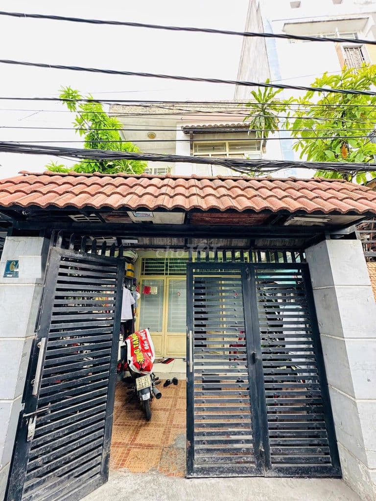 NHÀ ĐẸP 2 TẦNG 80M2 4PN SÁT PHẠM VĂN ĐỒNG, CHỢ THỦ ĐỨC CHỈ NHỈNH 5 TỶ