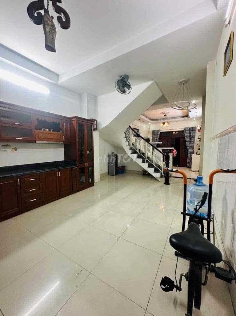 GIA ĐÌNH 4–5 NGƯỜI Ở RẤT HỢP - 4x15M - CHỈ 6 TỶ 3 - Ảnh 2