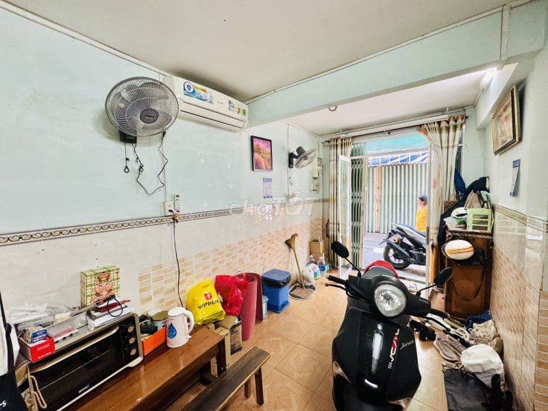 Bán nhà hẻm xe tải thông Huỳnh Tịnh Của, Quận 3 – 18m2, chỉ 2 tỷ hơn - Ảnh 2