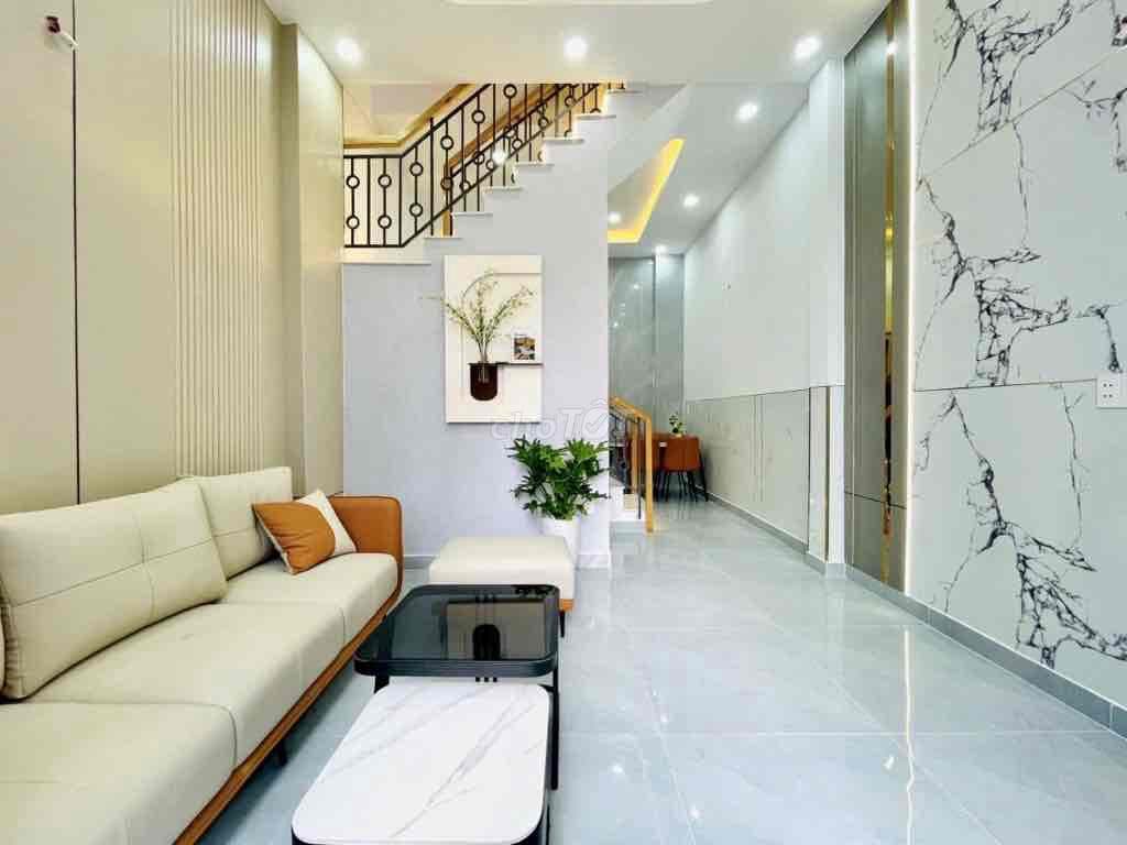 Nhà 2 Tầng Mới - 32m² - Gần Emart 2 Phan Huy Ích - Nhỉnh 3 Tỏi