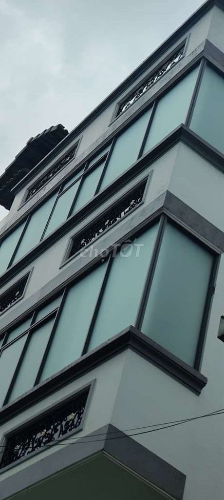 Nhà 5 Tầng VIP ngay Phú Lâm. 5P đến Cây Gõ, BX Miền Tây. 6WC. Chỉ 10T