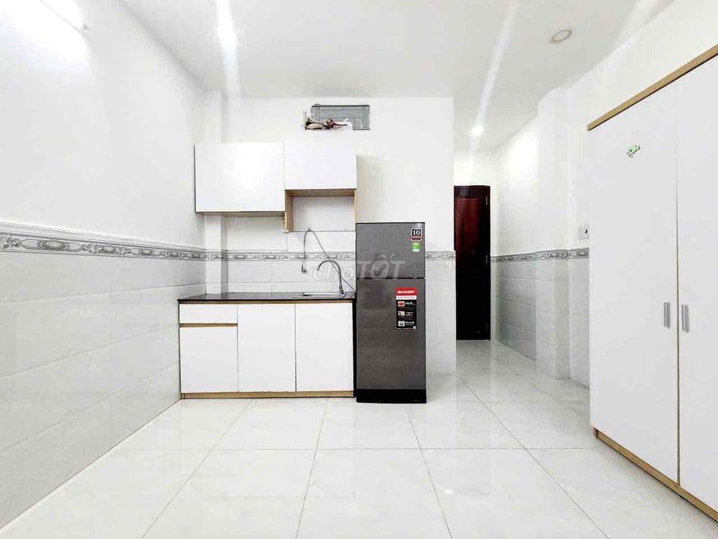 KHÁCH Ở NGAY CÓ FIX - GIÁ HẠT DẺ MÀ CÓ BẾP-ƯU TIÊN Ở NGAY TRONG THANG - Ảnh 2