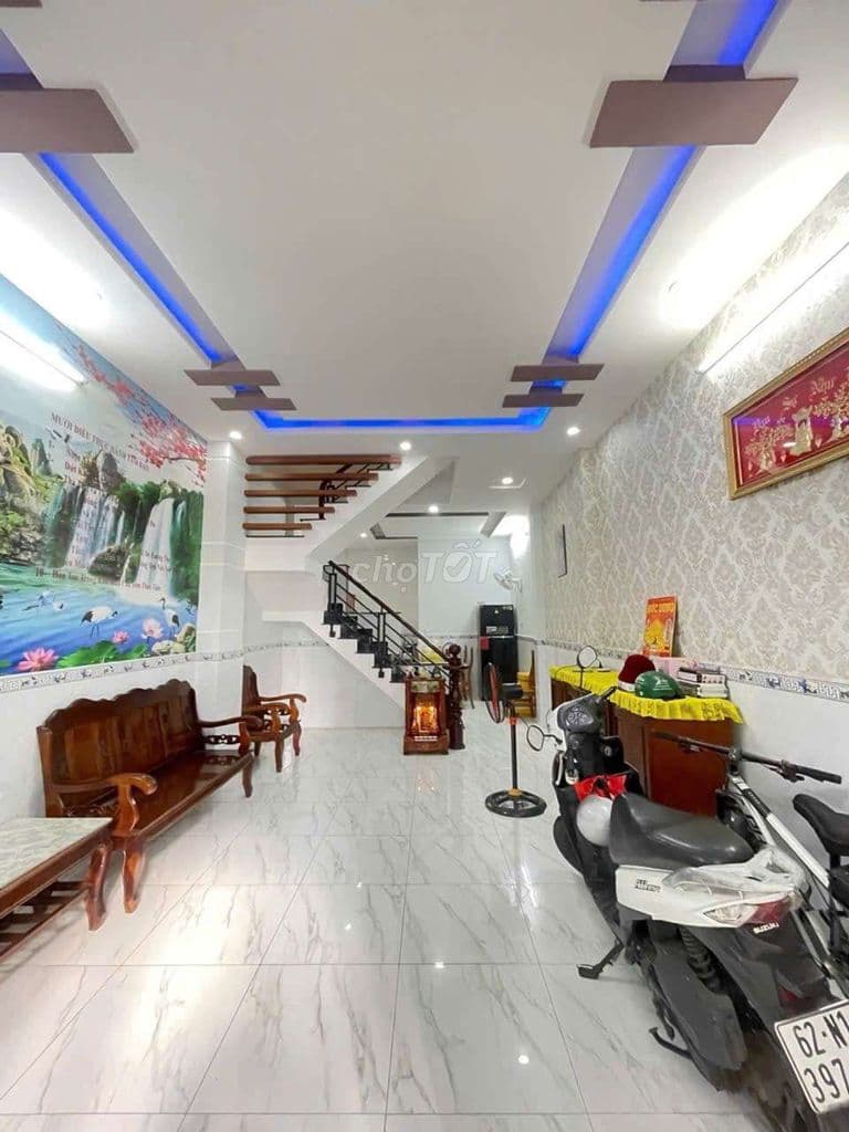 Nhà 4 tầng đường THẠNH LỘC 27 phường THẠNH LỘC Q12, 45m² Hẻm ôtô