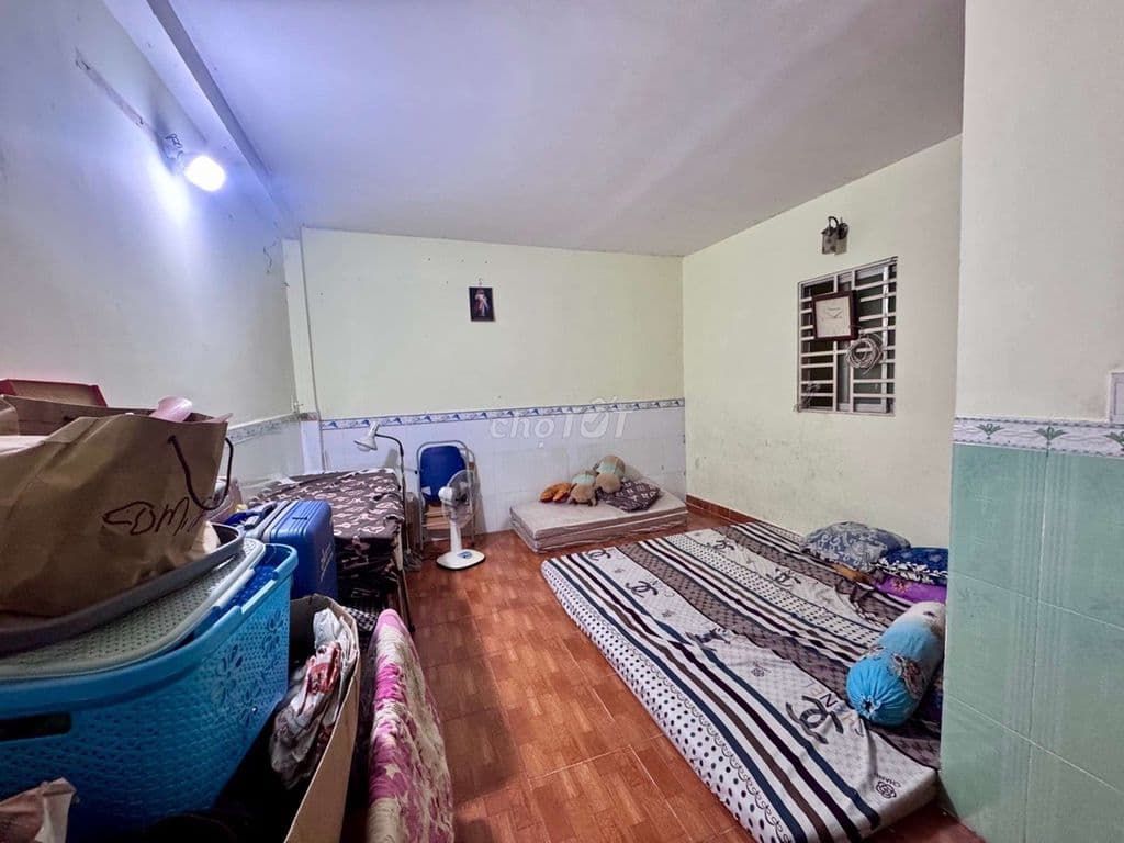 Bán nhà Lê Trọng Tấn, 5m x 10m, hẻm xe hơi, 3 tầng, chỉ hơn 5 tỏi TL - Ảnh 3