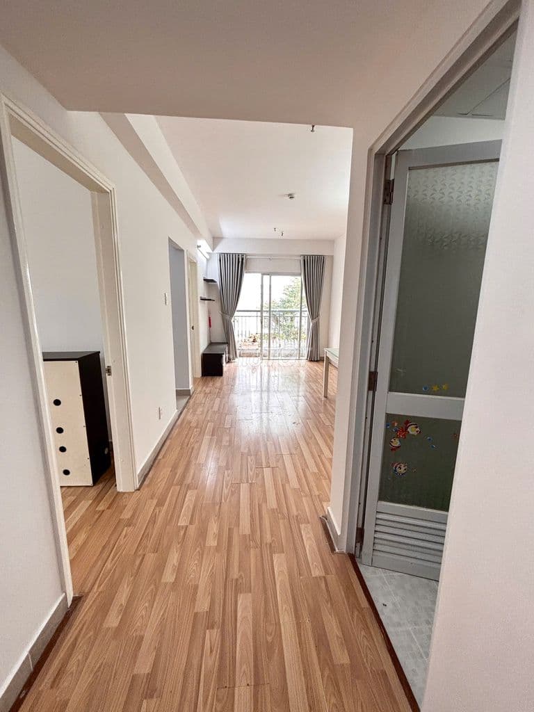 BÁN CĂN CÓ BAN CÔNG 67M2 GIÁ 2.8 TỶ