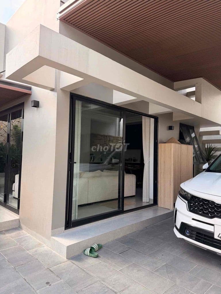 Bán Biệt Thự Gia Đình Đang Ở - Ảnh 2