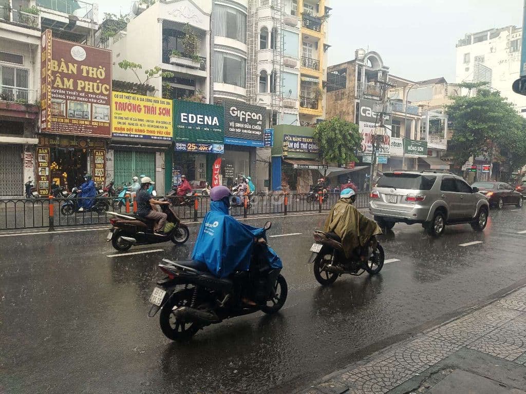 Mặt Tiền, Nơ Trang Long.Bình Thạnh,DT: 5 x20m. CN 100m. giá 15,5 tỷ