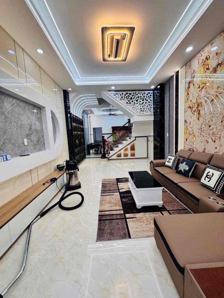 nhà mặt tiền buôn bán xây chắc chắn tặng full nội thất - Ảnh 2