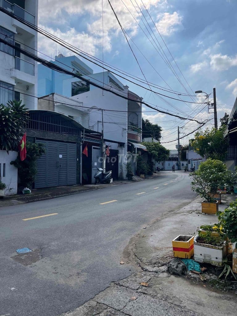 chủ gửi bán lô đất hẻm 86 đường thạnh mỷ lợi dt 85m ngang 4,5m khá đep