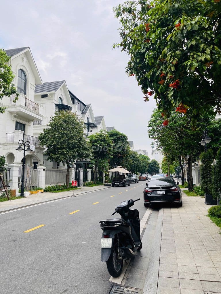 26 tỷ căn Biệt thự ngay cạnh Hồ Ngọc trai 24,5ha - Ảnh 3