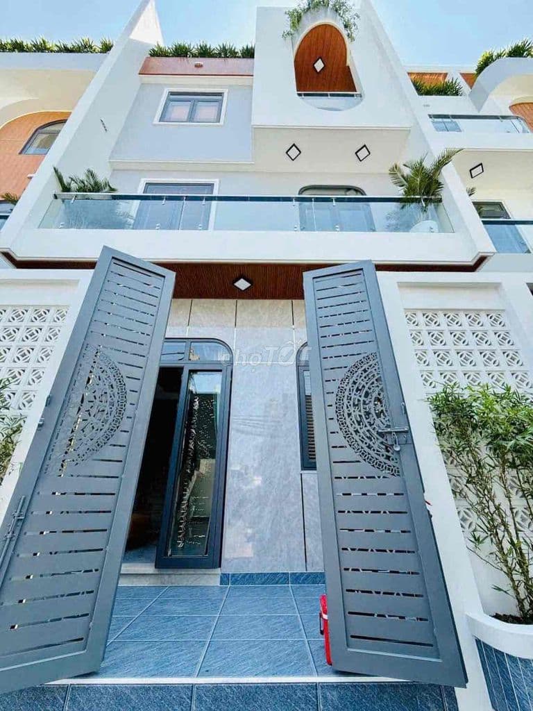 BÁN NHÀ HẺM 1942 HUỲNH TẤN PHÁT – THỊ TRẤN NHÀ BÈ