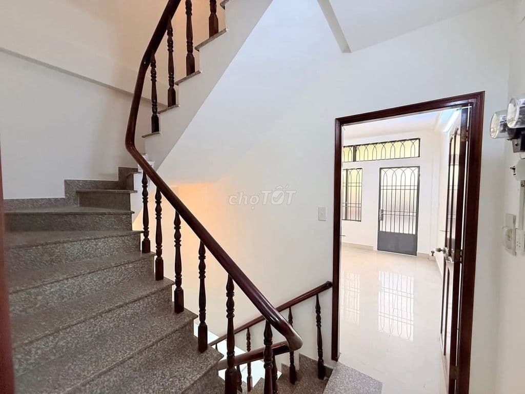 GẤP BÁN GIẢM SÂU NHÀ LÊ HỒNG PHONG QUẬN 10 - Ảnh 3