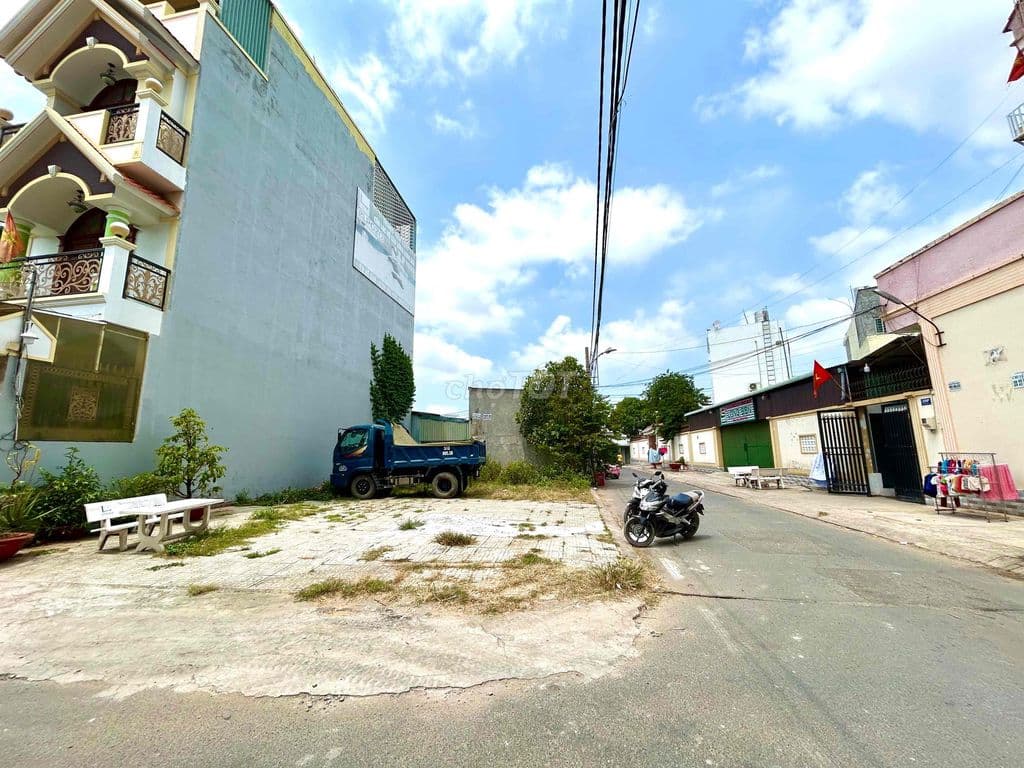 Bán Lô Góc 2MT HXT, DT 144m Ngang 8.8m, ngay CC Ricca Đường Gò Cát, Q9 - Ảnh 2