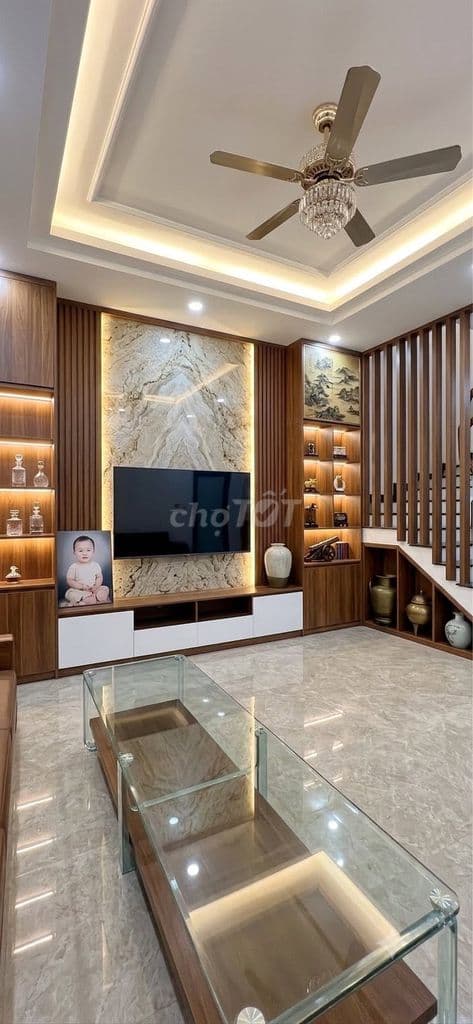 Bán nhà Ngã Tư Sở 46m2 x 5T tặng full nội thất - Ảnh 2