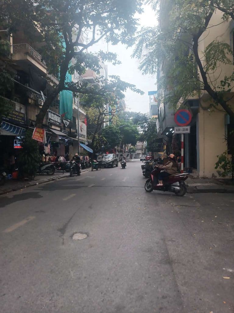 Bán Nhà mặt Phố Nguyễn Trãi Hà Đông 112m2- mặt tiền 11m - 33 tỷ. - Ảnh 3
