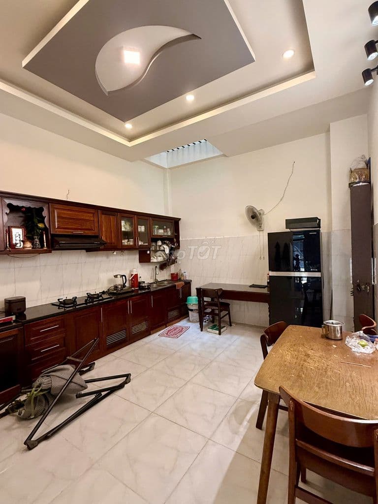 BÁN NHÀ 3 TẦNG SÂN THƯỢNG RỘNG NGAY CHỢ LIÊN KHU 5 6 - Ảnh 3