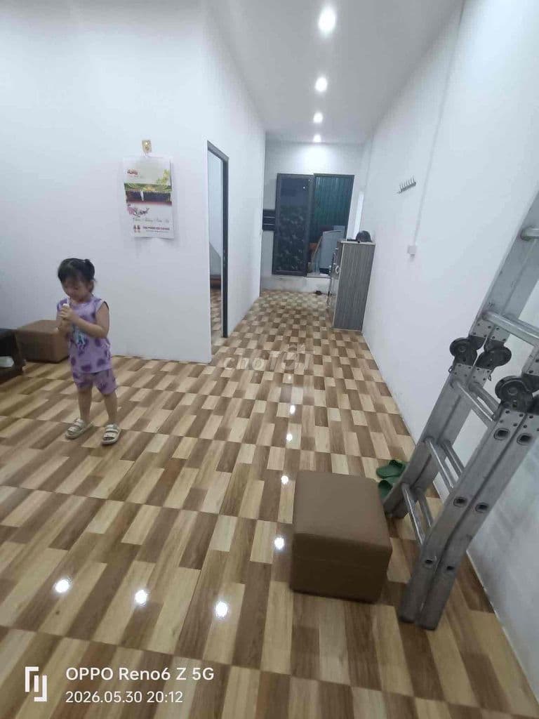 Hơn 1,5 tỷ có nhà đẹp sát phố Nguyễn Xiển-Ko QH-63/65m2;2N