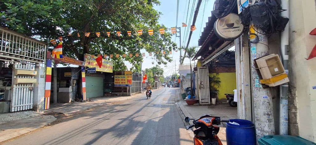 Giá ngộp cần bán đất mặt tiền đường 42 Bình Trưng Đông Q2, dt 101,5m2