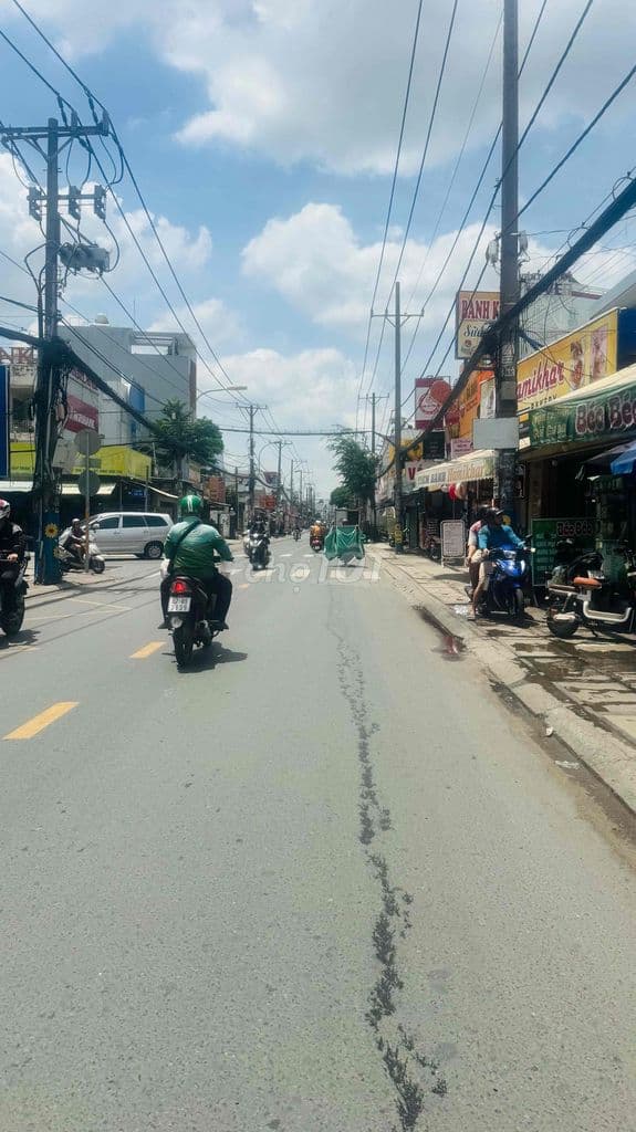 MẶT TIỀN NGUYỄN DUY TRINH GẦN VÒNG XOAY PHÚ HỮU 100M2 11,4 TỶ