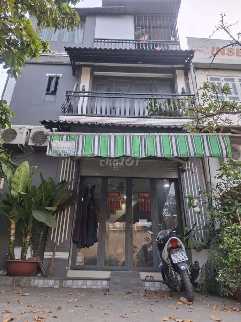 bán nhà mặt tiê đường trần xuân soạn quân 7