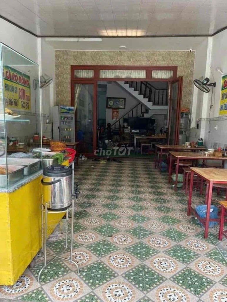 Cô Sáu cần bán nhà ngay khu vực chợ Bình Chánh - Ảnh 3