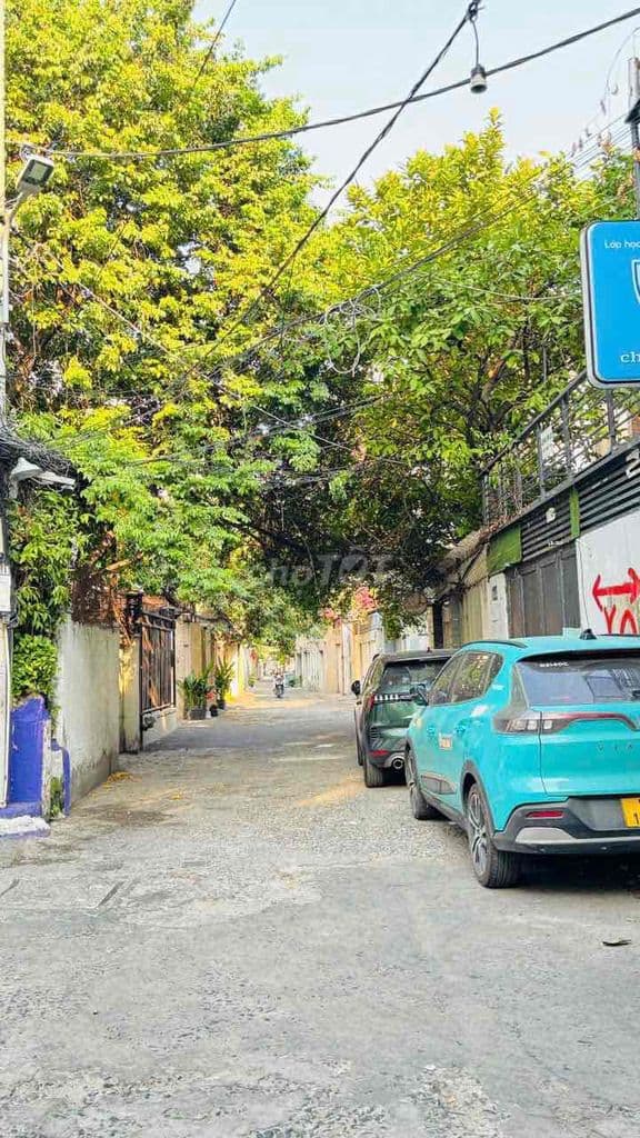 Nhà hiếm khu Vip Hồ Biểu Chánh với bề ngang 5m vượt trội