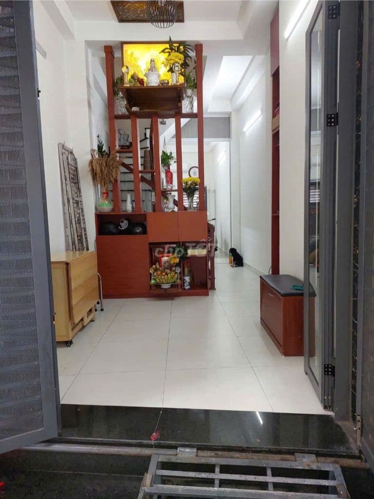 Nhà mới xây dựng, Hẻm xe hơi ô tô vô tới cửa, Q Bình Thạnh gần Q.1