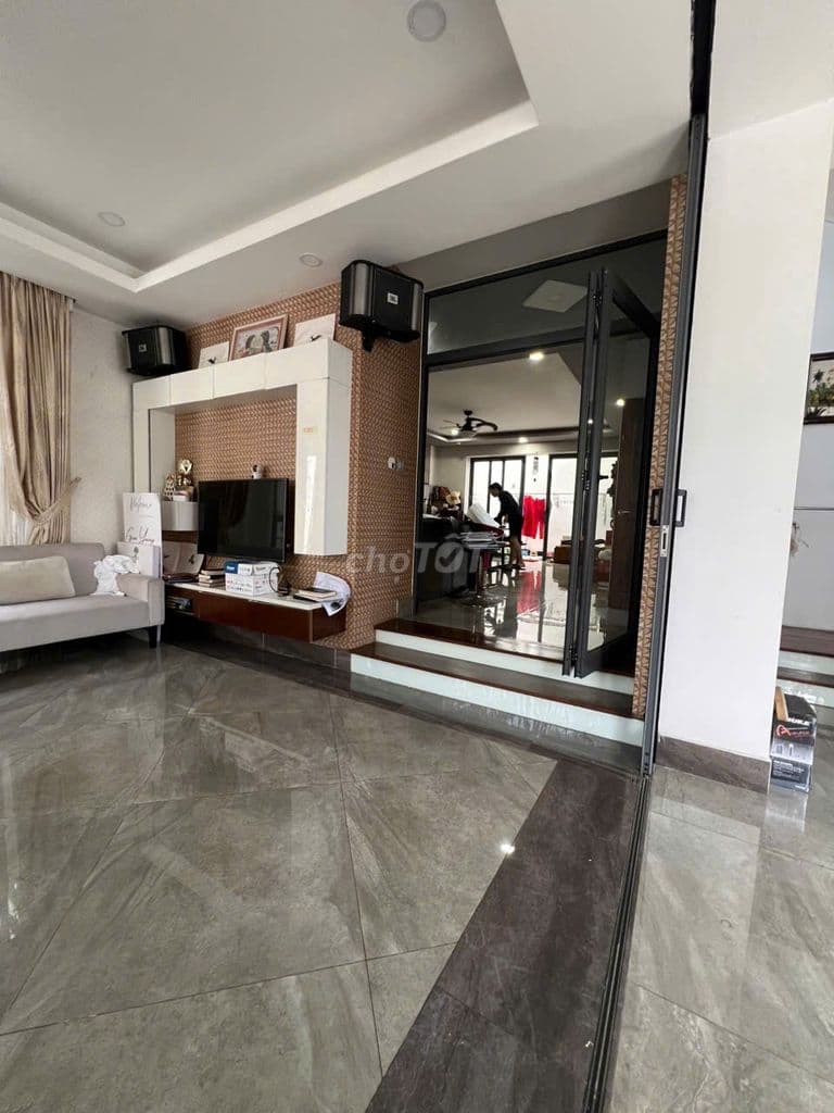 CẦN BÁN BIỆT THỰ ĐẢO KIM CƯƠNG 404M2 HẦM 3 TẦNG GIÁ 65 TỶ - Ảnh 2