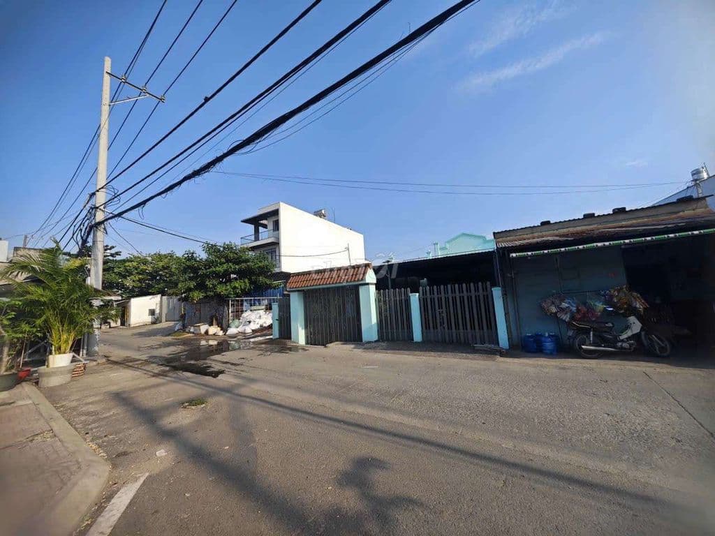 Dãy trọ 450m2 1/ Võ Văn Vân gần chợ liên ấp 123 có 11phong và nhà ở