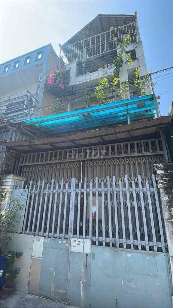 Hồ Văn Long - Bình Tân: 3 tầng, DT 4x13, giá 4.x tỷ